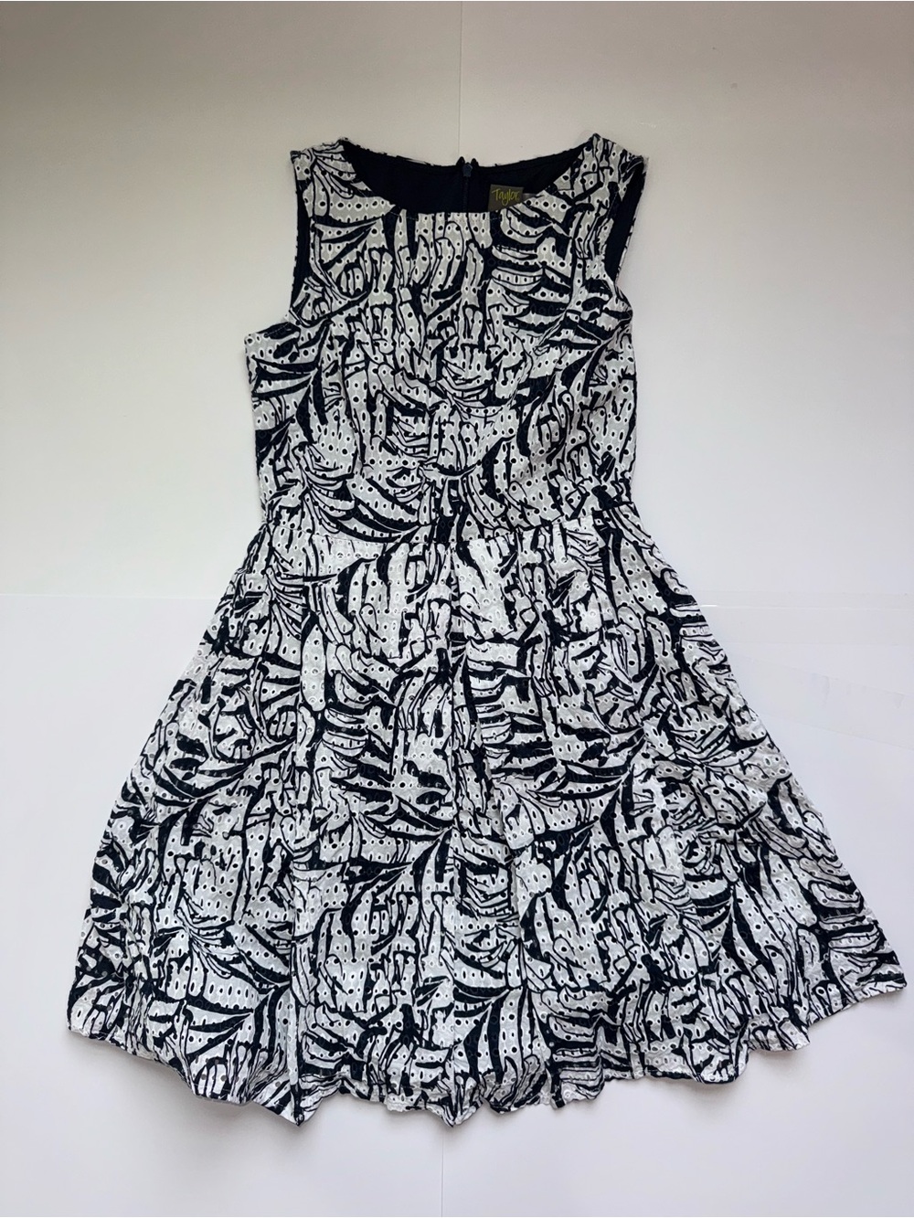 Taylor Navy White Tropical Print Eyelet Fit Flare Dress 4